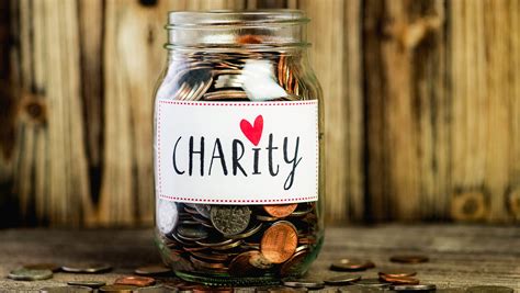 Charity Charitable Giving Rises To Record Philanthropy Report Says