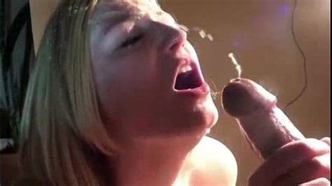 Perfect Cumshot All Over Blonde S Pretty Face