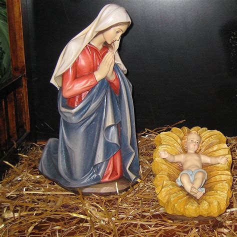 jesus  mary nativity scene  st vincent depaul catholi flickr