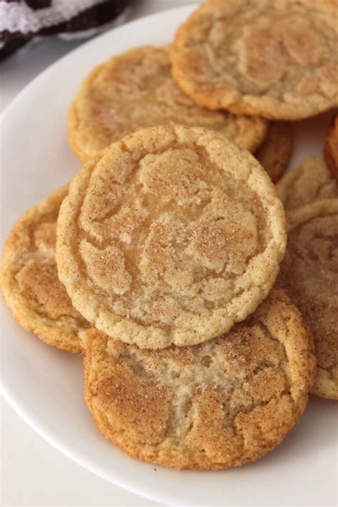 soft chewy snickerdoodle cookies