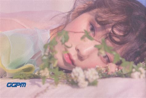 Taeyeon 1st Album 「my Voice Deluxe Edition 」 Booklet