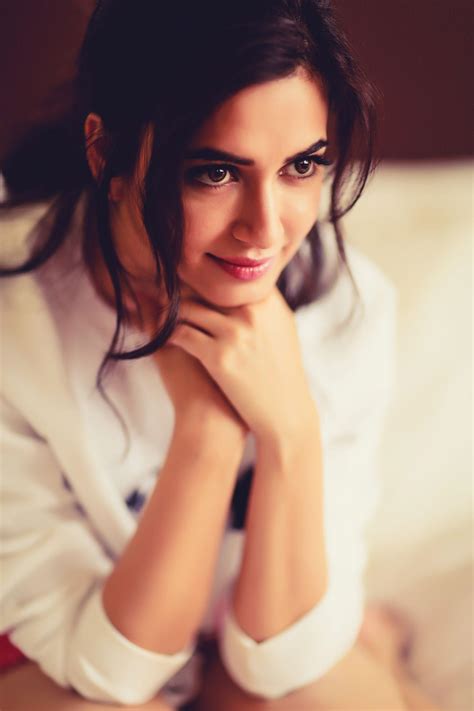 kriti kharbanda latest photo shoot ultra hd photos stills images gallery pics 25cineframes