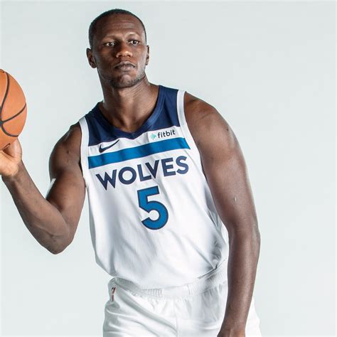 gorgui dieng  nba reporter       mouth