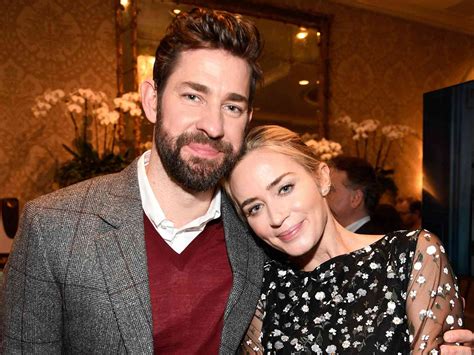 John Krasinski Says He Wouldn T Be Anywhere Without Wife Emily Blunt