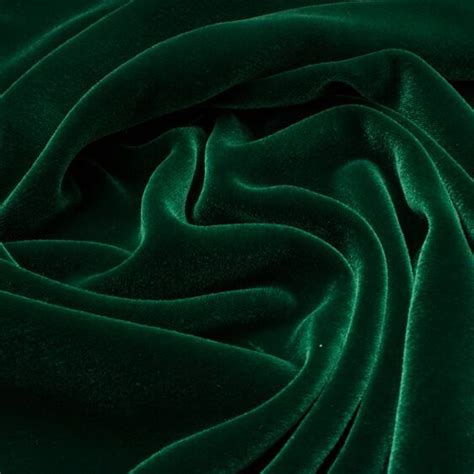 dark emerald green aesthetic