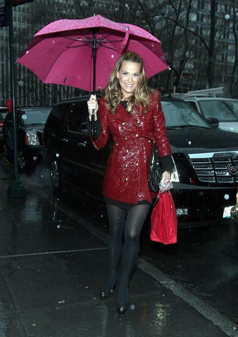 celebrity legs and feet in tights molly sims` legs and