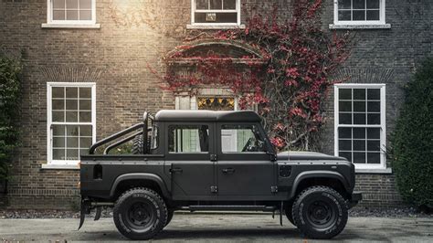land rover defender xs 110 double cab pick up chelsea wide track 2019