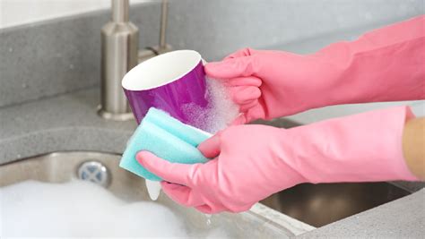 easily remove coffee  tea stains  mugs homeatorycom