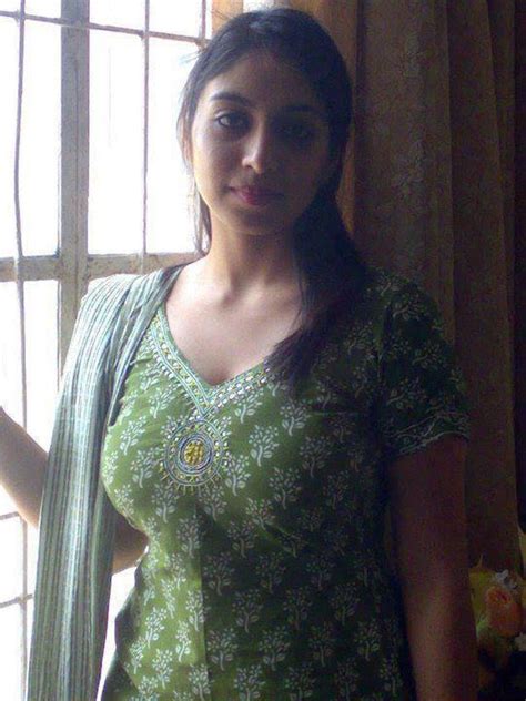 indian bangladeshi pakistani hot cute beautiful desi girls picture and videos exbi desi cute
