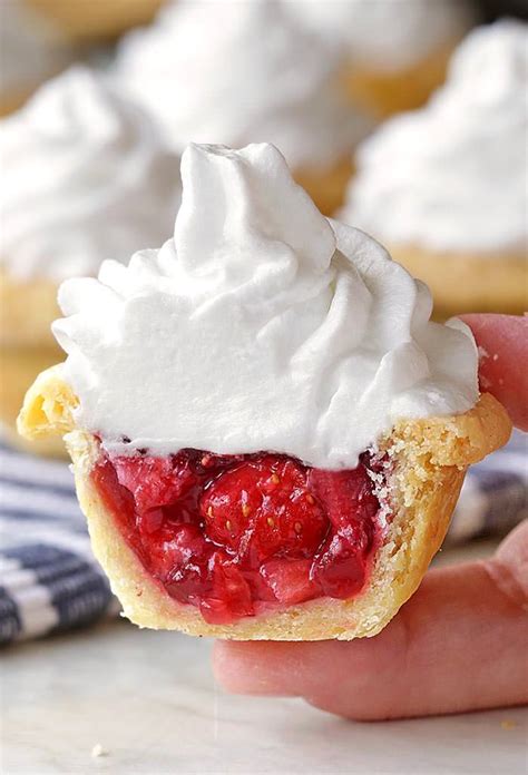 delicious strawberry desserts  mommy style