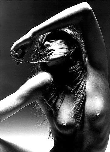 Perfect Storm Beautiful Form Of Nude Women Soft And Classy 28 Pics