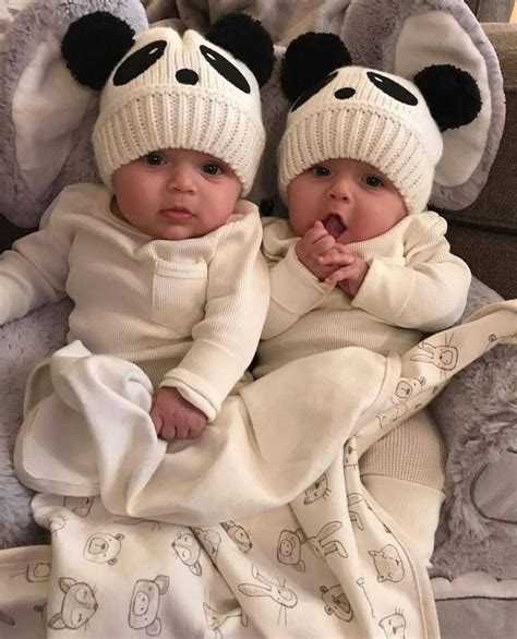 soooo cutebabyadorablesmile twin baby girls cute baby twins cute baby