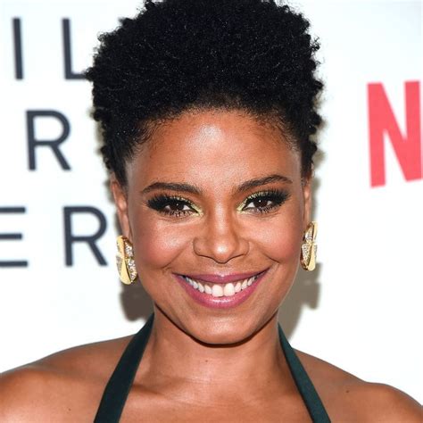 the 15 most flattering haircuts for women with oval faces