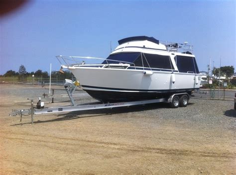 custom aluminum boat trailers     feet
