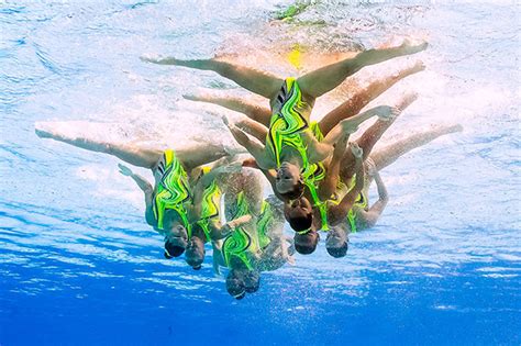Olympic Synchronised Swimming Routines Have Rio Viewers