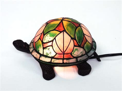 stained glass style turtle lamp apr   lot  auctions  il
