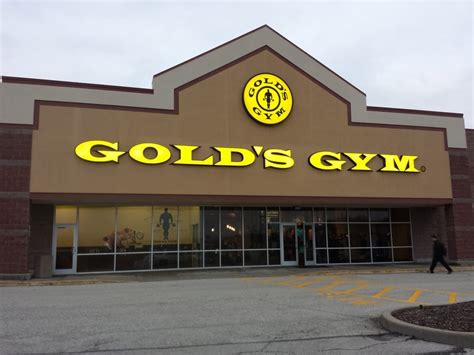 golds gym permanently closes  gyms    musclechemistry