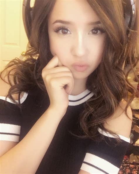 pokimane on twitter beep boop 😽😽 solo q dr poki in 2 games wlt08ikvf2