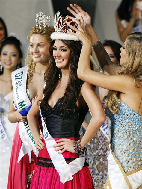 A Brazilian Beauty Pageant Loser Snatched The Crown From The Winner