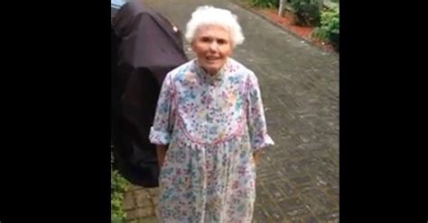 89 year old grandmother does the ice bucket challenge totally rocks