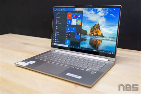 review lenovo yoga     notebook  hdr dolby atmos notebookspec