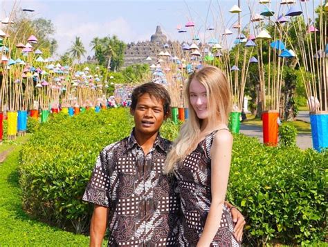 Ketemu Di Bali Bule Ini Jatuh Hati Dan Menikah Dengan Pria Magelang