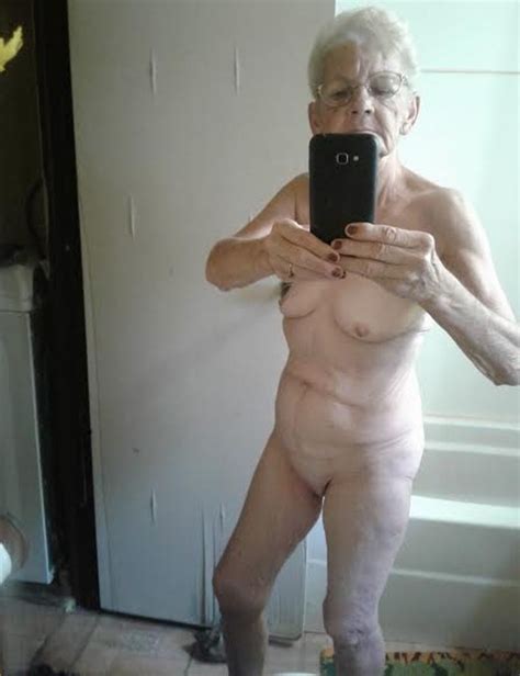 70 years granny selfie 13 pics xhamster