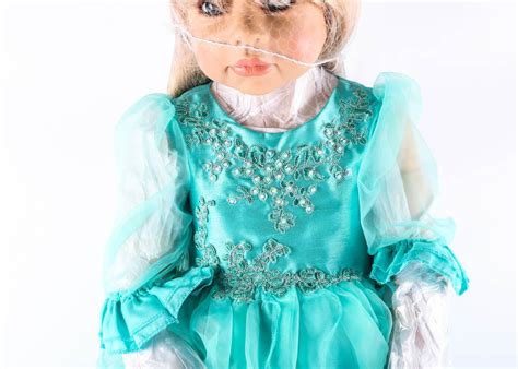 masterpiece doll jasmine with blonde hair and blue eyes ebth