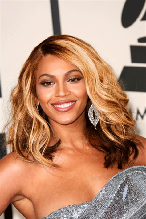 Beyonce S Greatest Hairstyles 31 Ideas For Curly Textured Hair Glamour
