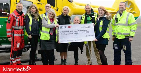 Red Funnel Hand Over £55 000 Cheque To Hampshire And Isle Of Wight Air