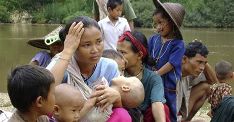 4 000 karen flee fighting in myanmar
