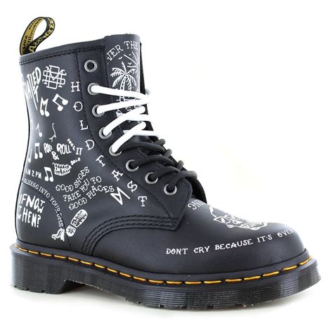 dr martens  scribble unisex leather ankle boots blackwhite