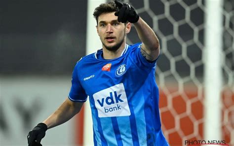 yaremchuk zet aa gent met rug tegen de muur na interesse