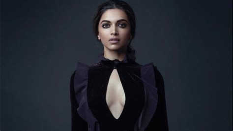 deepika padukone earned more than her colleagues in 2017 gq india