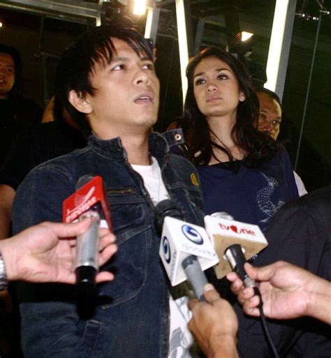 Indonesian Pop Star Detained Over Sex Tape Scandal