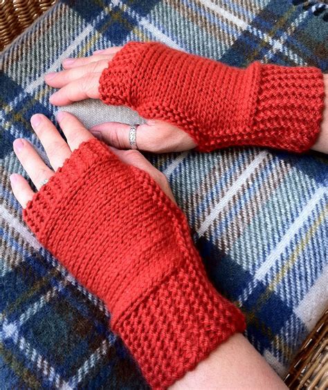 easy mitts knit flat knitting patterns   loop knitting fingerless gloves knitted