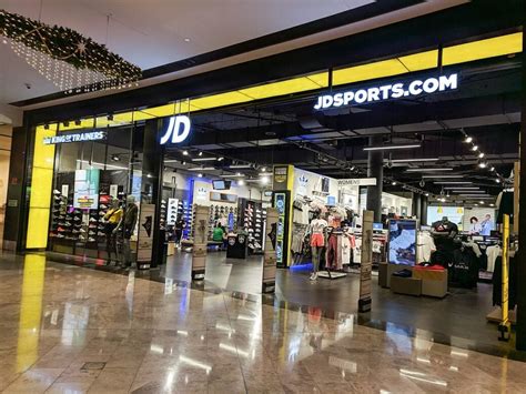 jd purchases controlling stake  greek retailer cosmos