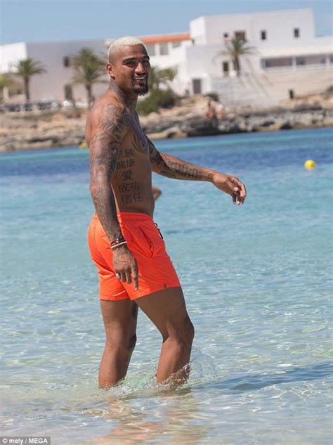 Kevin Prince Boateng S Wife Melissa Satta Shows Off