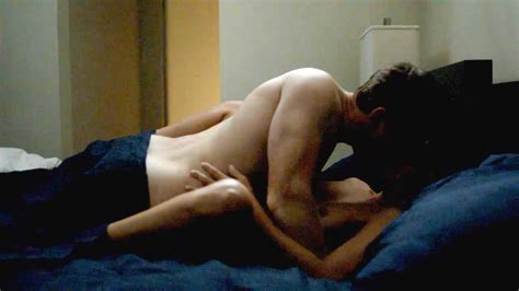 morena baccarin nude tits and making out in homeland series scandal planet