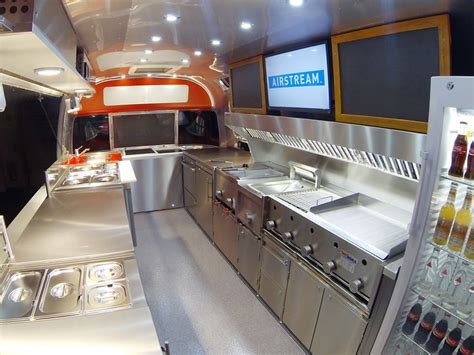 gerelateerde afbeelding food truck interior food truck design food truck design interior