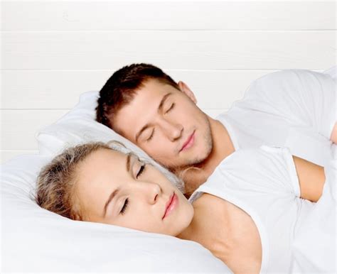 Premium Photo Sleeping Couple Bed Women Dreams Romance Sensuality