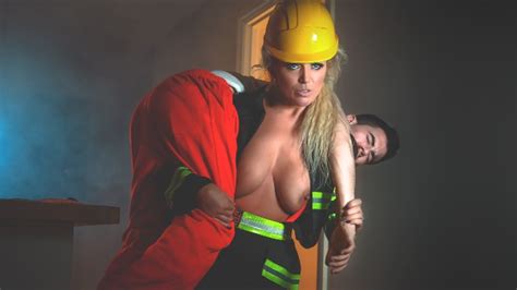 Female Firefighter Rebecca Jane Smyth Saves Him From The