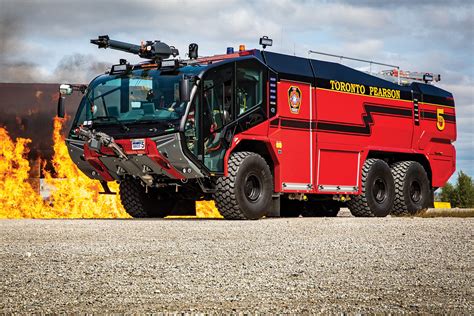 rosenbauer america outfits members  canadian arff operations fire