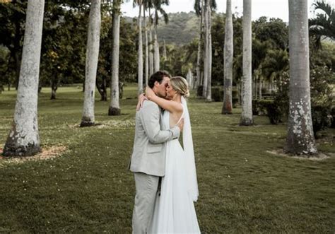 a laid back wedding at dillingham ranch on oahu