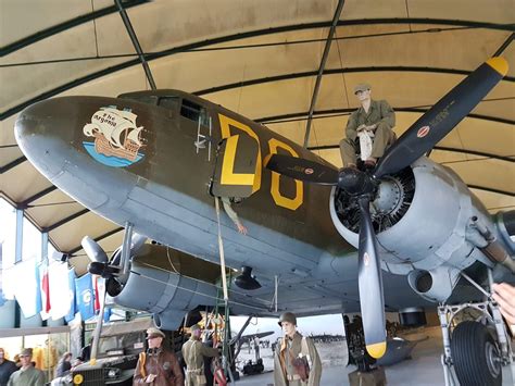 airborne museum sainte mere eglise en  aviones