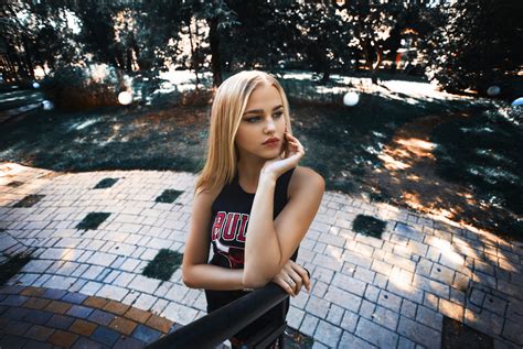Women Model Alla Emelyanova Blonde Looking Away Straight Hair
