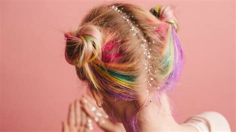 coachella glitter hair trend how to