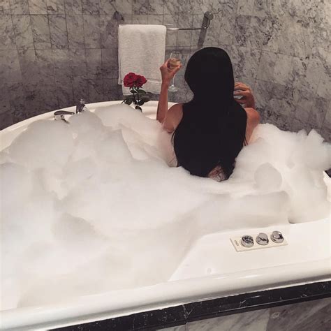 Bath Times 🍾🛁 Jaccuzi Bath Bubbles Overload Boujee Lifestyle