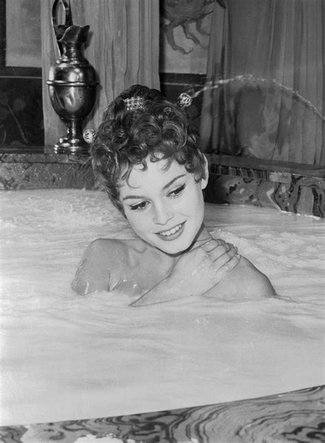 35 celebrity bath tub moments iconic photographs of celebs in the bath
