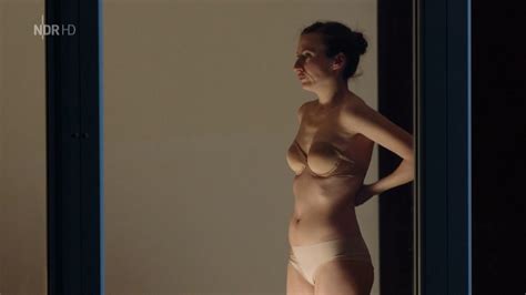 Nude Video Celebs Monica Reyes Nude Tatort E827 2012
